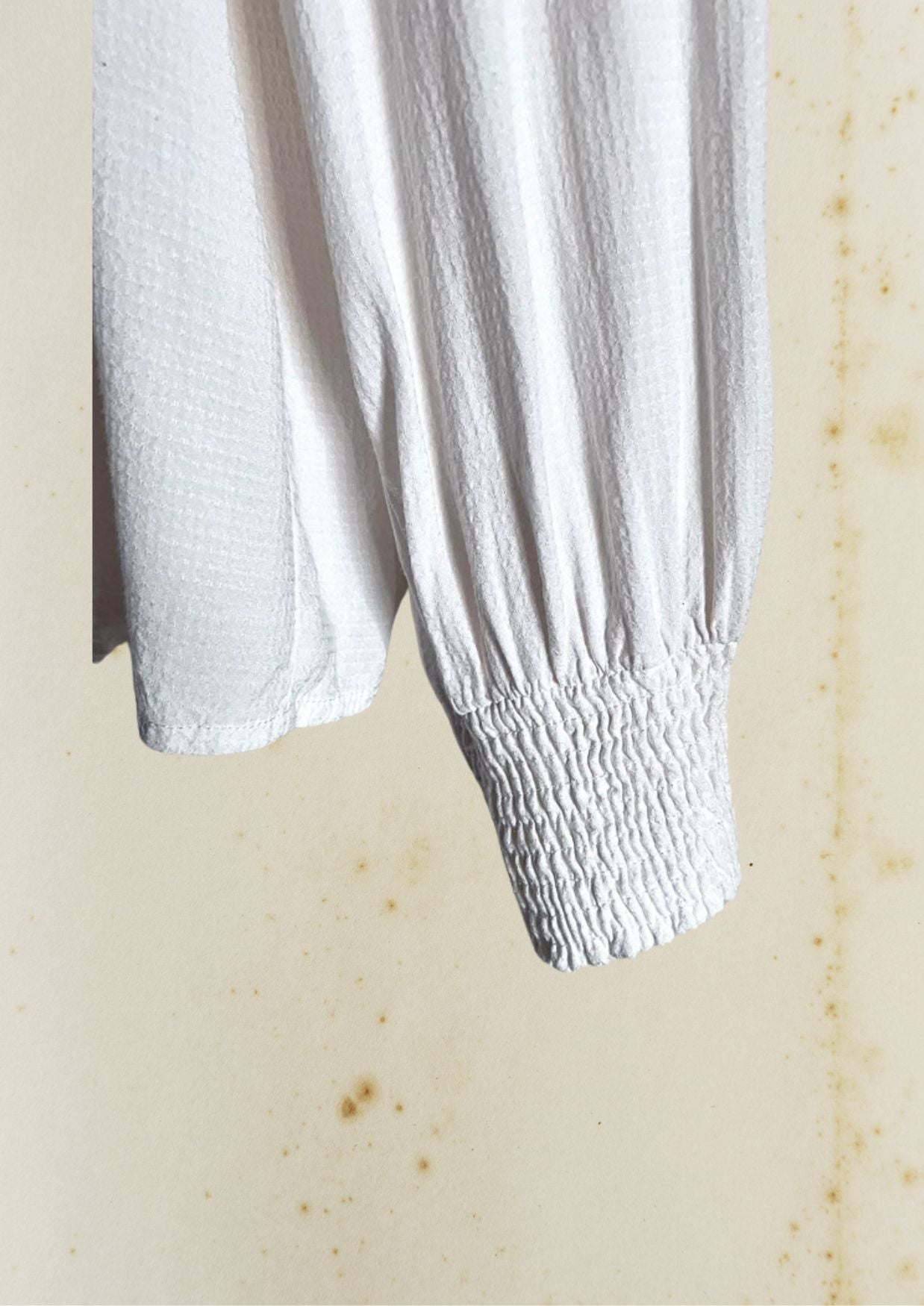 BAUM UND PFERDGARTEN off-white ruffle shirt