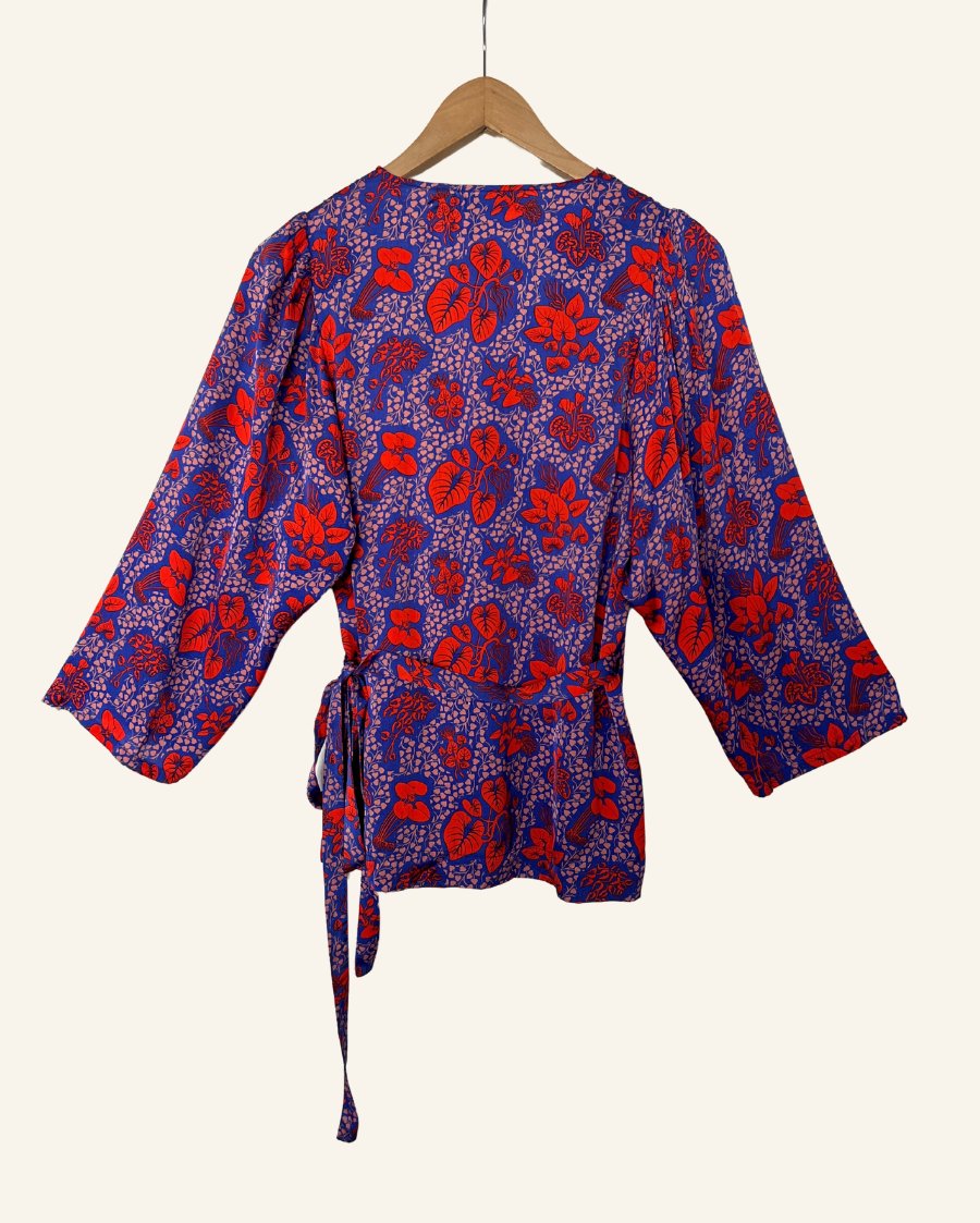 rodebjerbenessawrapkimonoblousefloralbluered