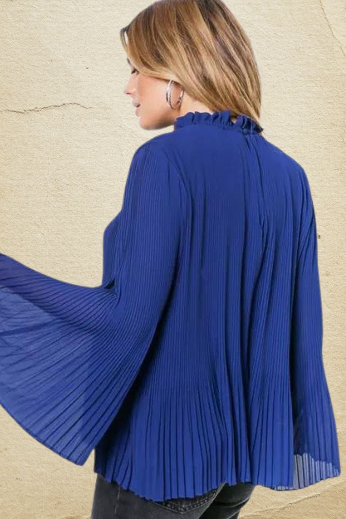 samsoesamsoe malie is dark blue deep pleat ruffle collar top blouse