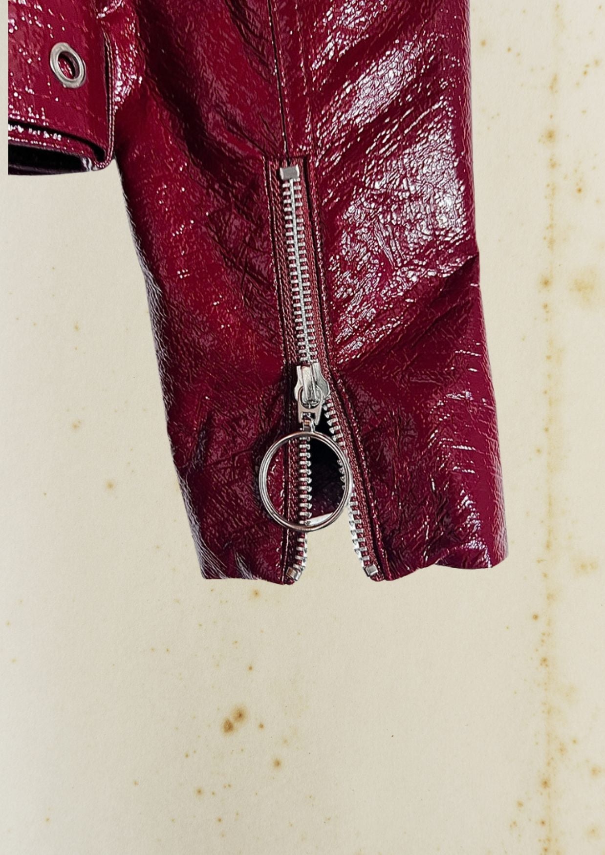 baumundpferdgarten vegan leather burgundy cherry red biker jacket perfecto simili collar