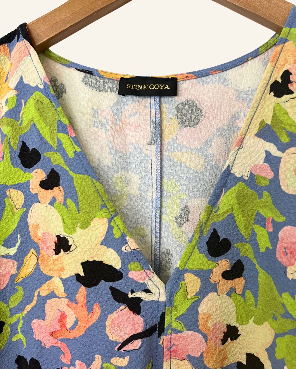 STINE GOYA beautiful long blue floral dress with puff sleeves mavelin