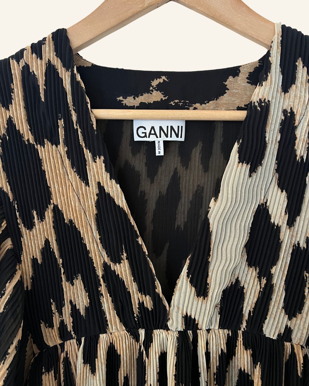GANNI Leopard oversize pleated short dress
