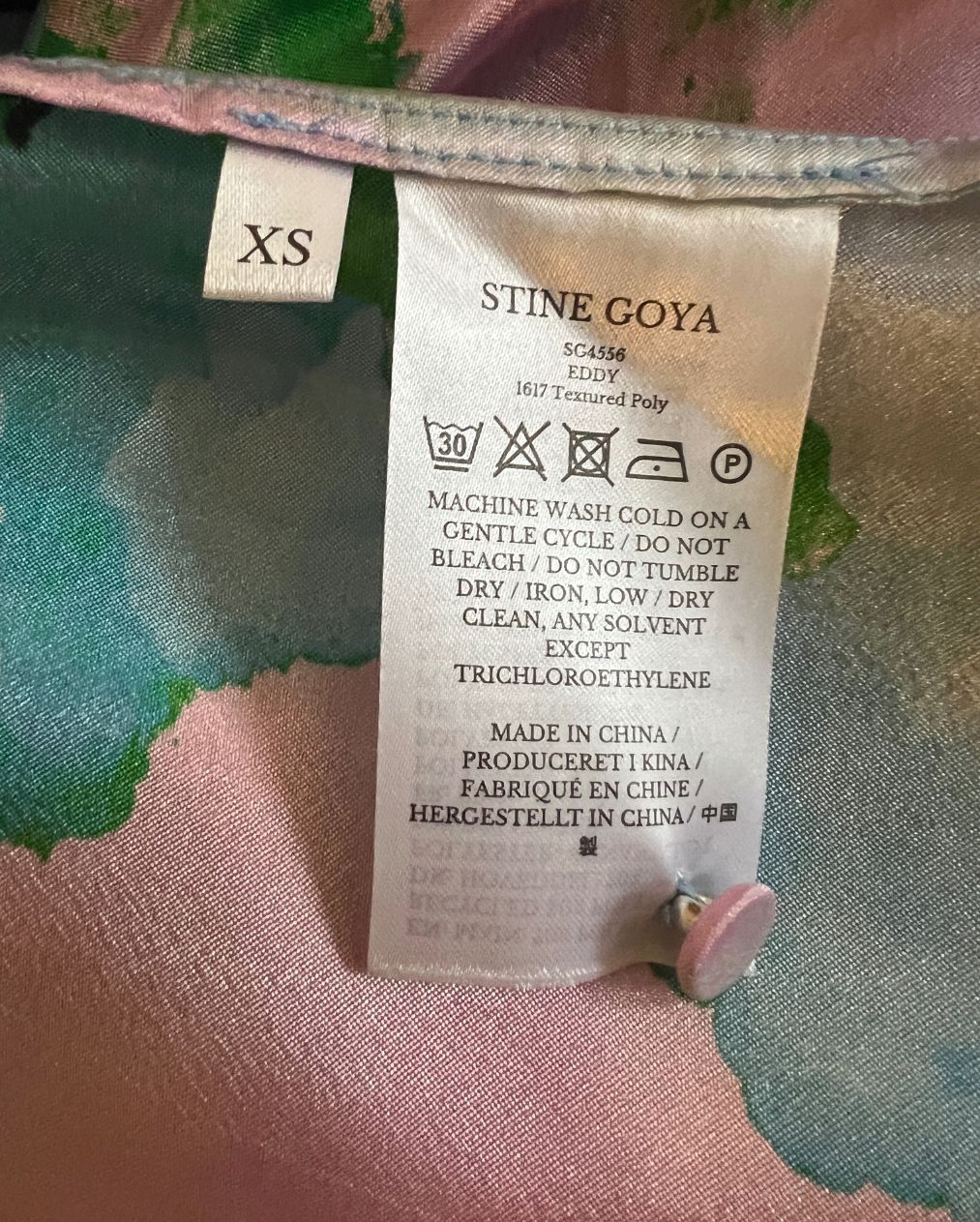 STINE GOYA satin multicolored clouds oversize blouse