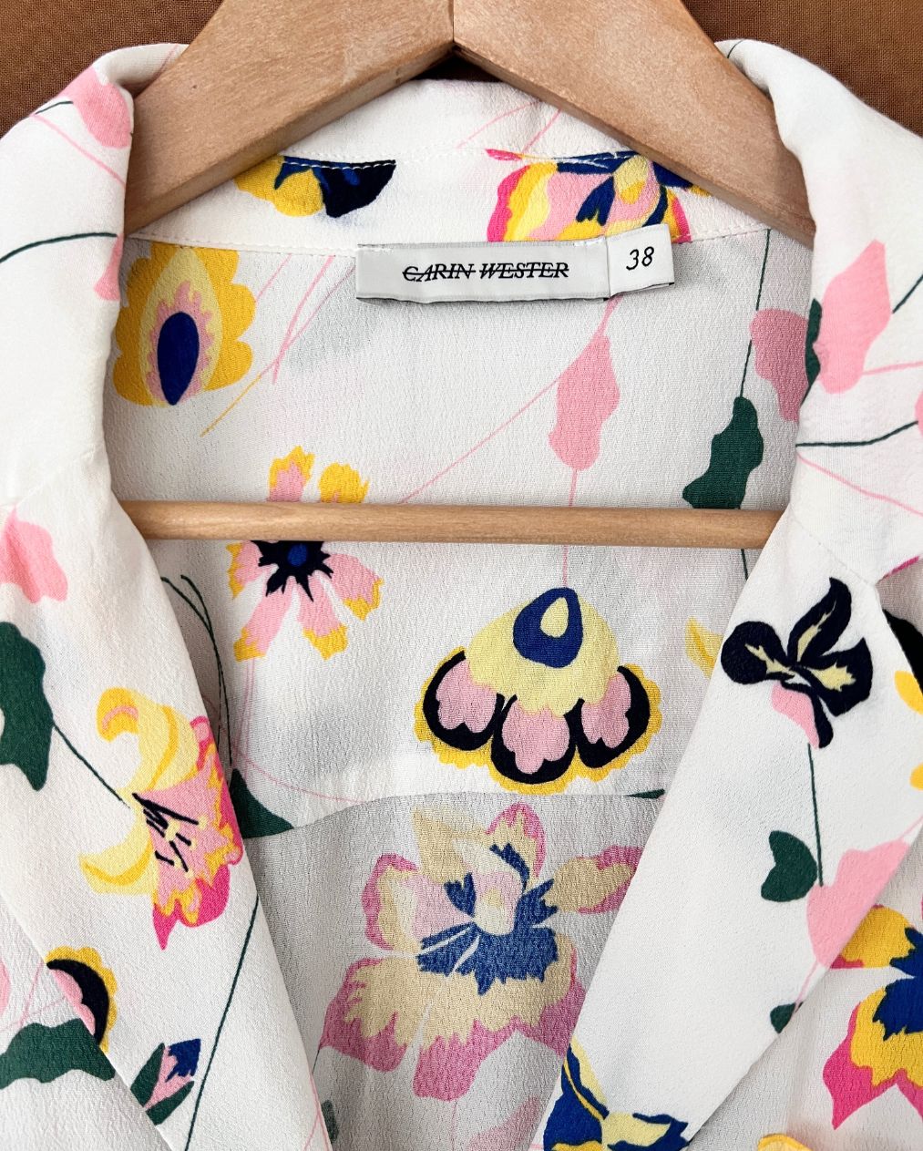carin wester floral print shirt