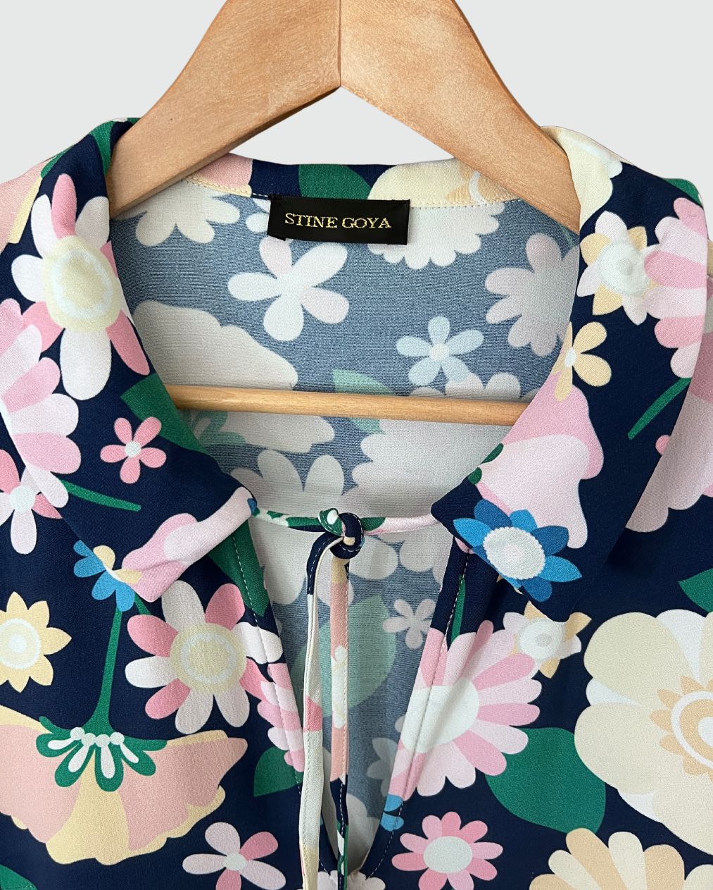Robe longue fleurie "Fiona" de STINE GOYA