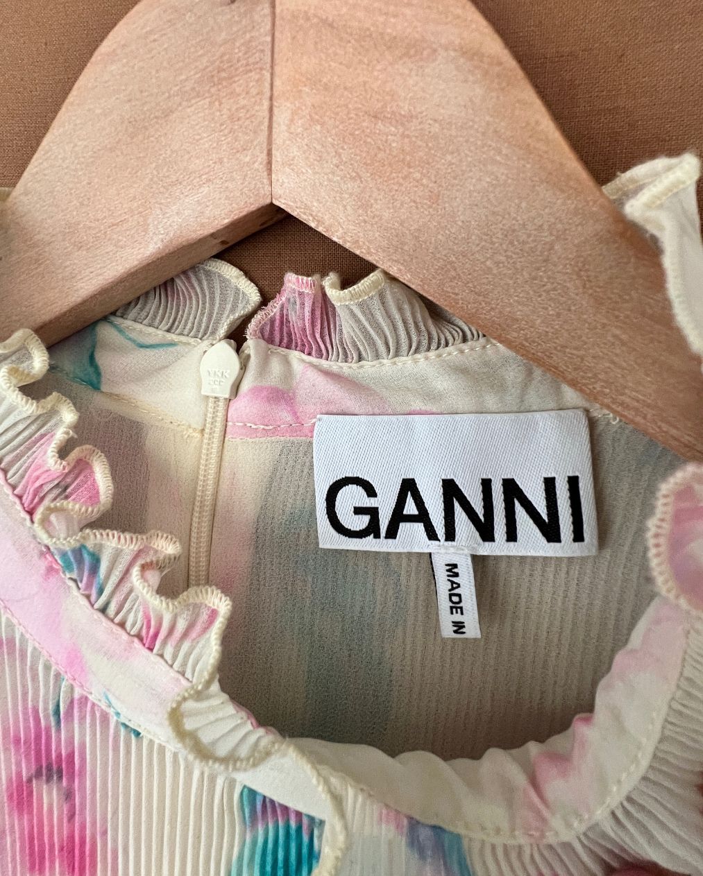 GANNI - Robe longue longue plissée en georgette la plus rêveuse à imprimé floral pastel