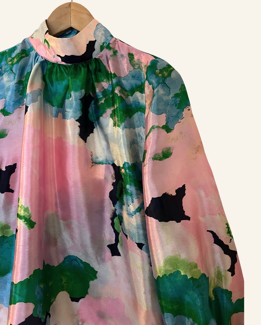 stinegoyaeddycloudsballoonsleevesmulticoloredblouse