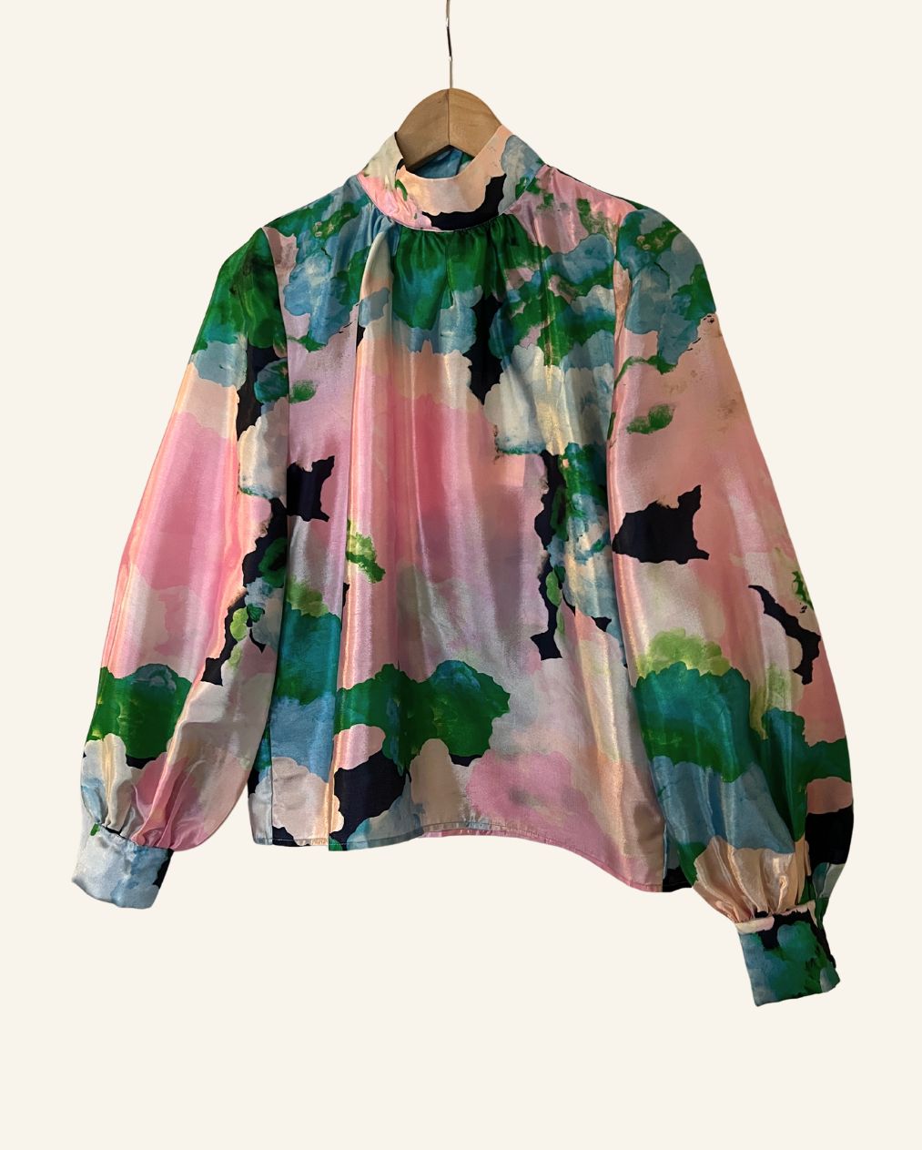 stinegoyaeddycloudsballoonsleevesmulticoloredblouse