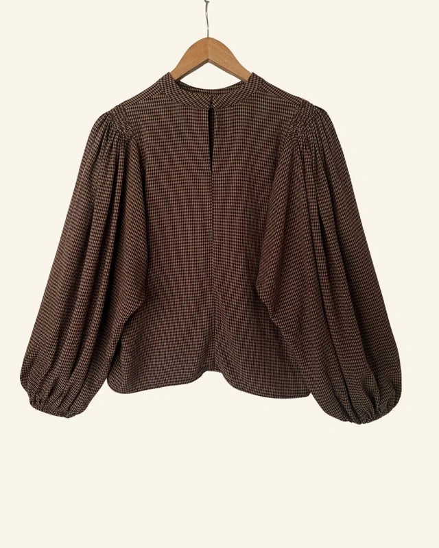 SAMSOE SAMSOE gingham checked brown blouse with puff sleeves