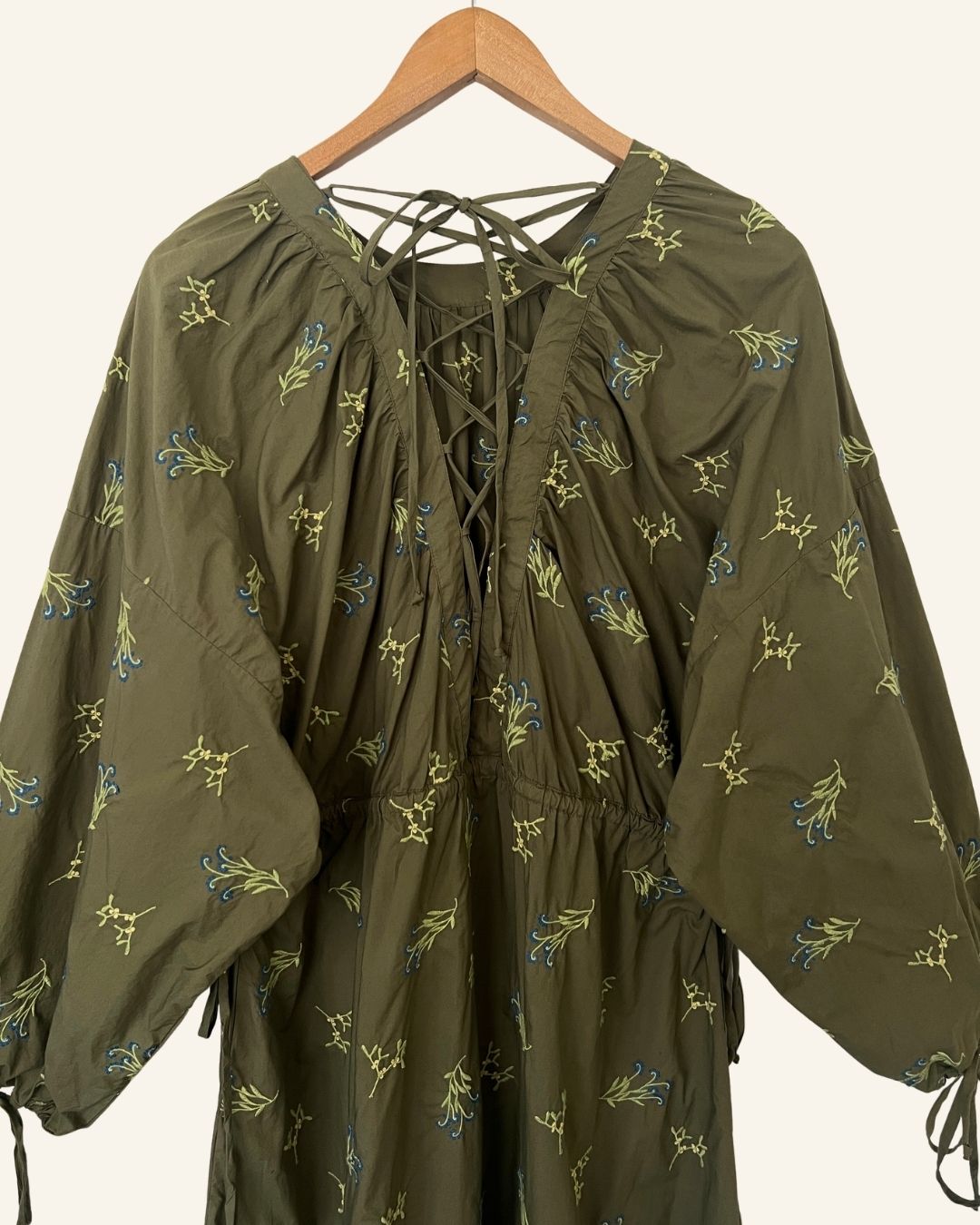 RODEBJER Kaki oversize embroidered poplin cotton long dress with&nbsp;laced ribbons on the back