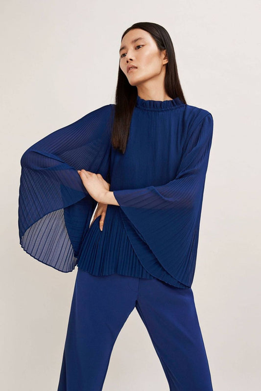 samsoesamsoe malie is dark blue deep pleat ruffle collar top blouse