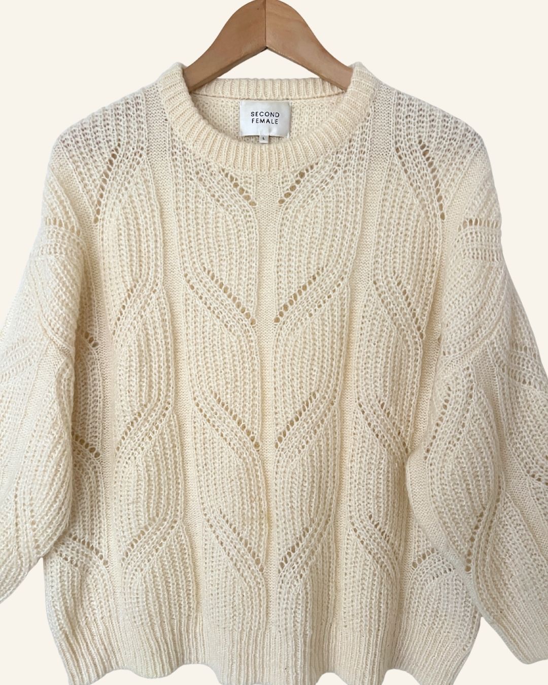 SECOND FEMALE  mohair wool white knit sweater 
