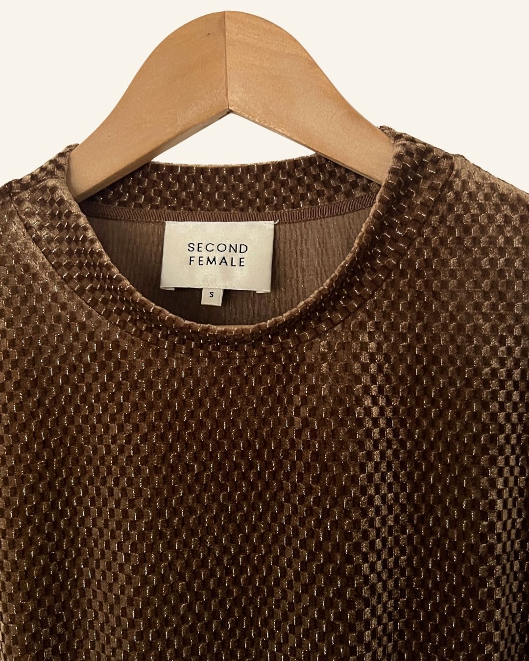 SECOND FEMALE golden brown velvet sweater