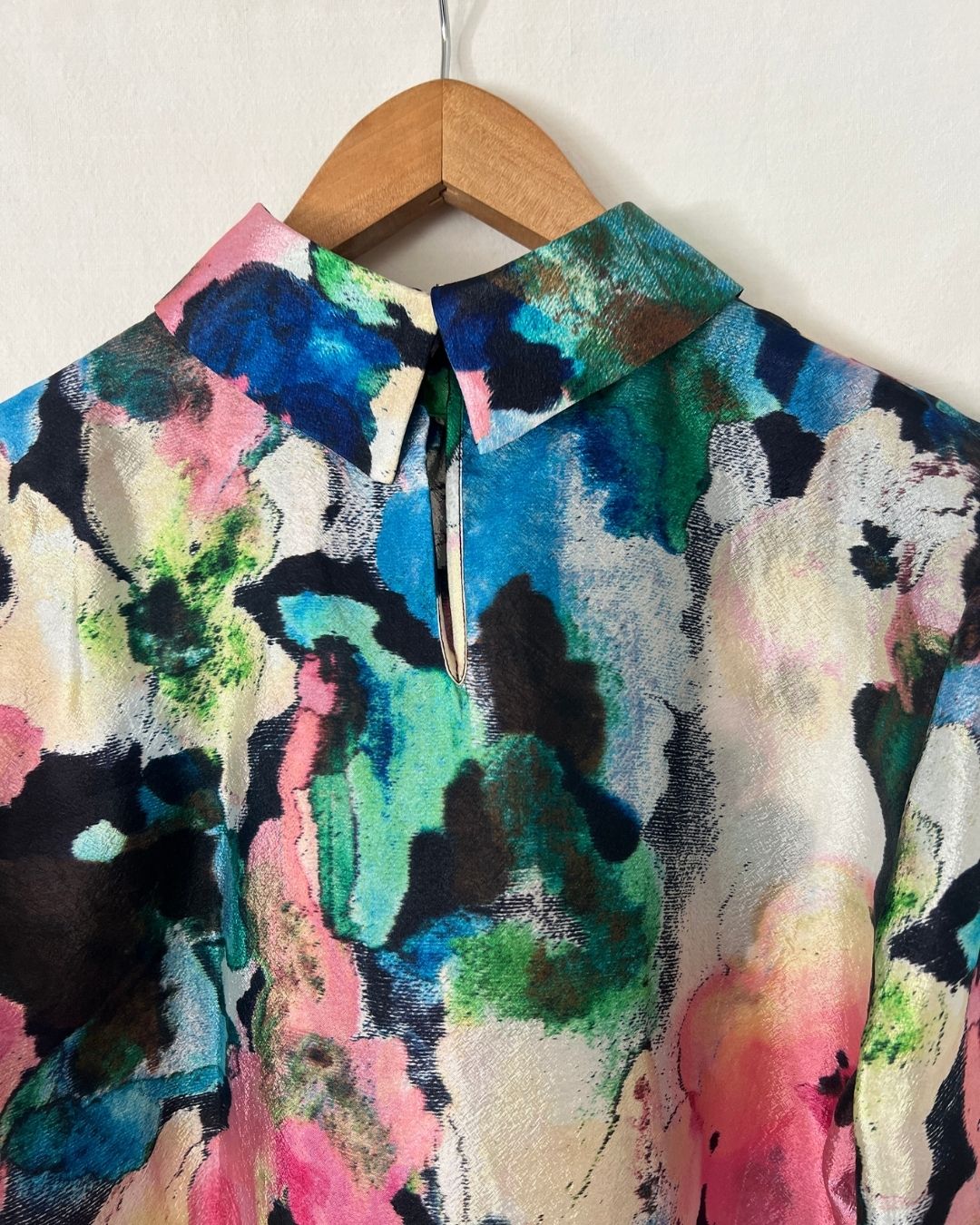 STINE GOYA frosted floral puff sleeved blouse