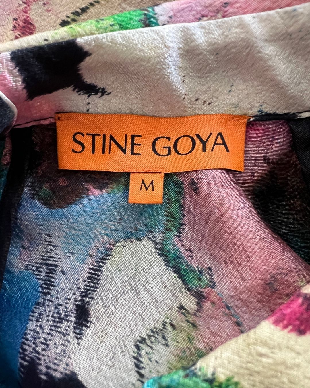 STINE GOYA frosted floral puff sleeved blouse