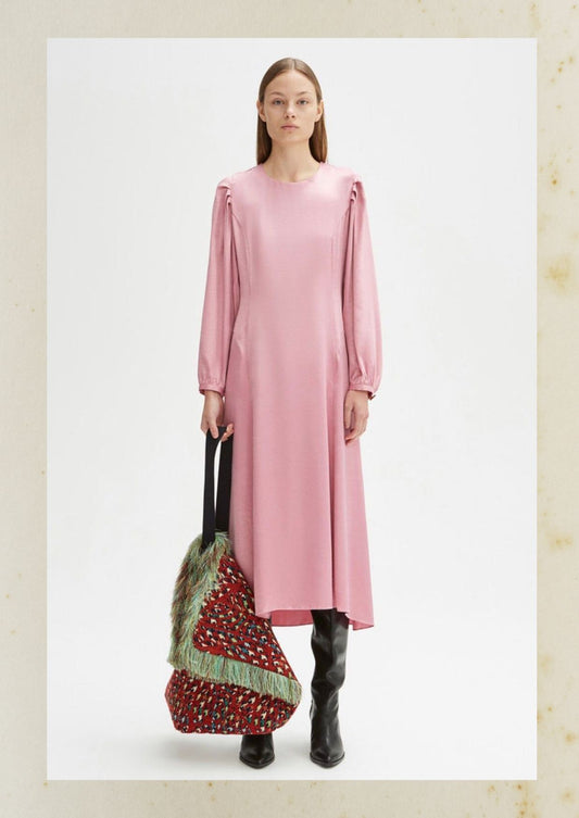 RODEBJER "Julinka Occasion" long pink dress with puff sleeves