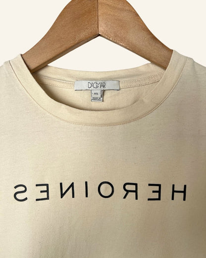 DAGMAR "Heroines" mirror text light beige cream t-shirt in organic cotton