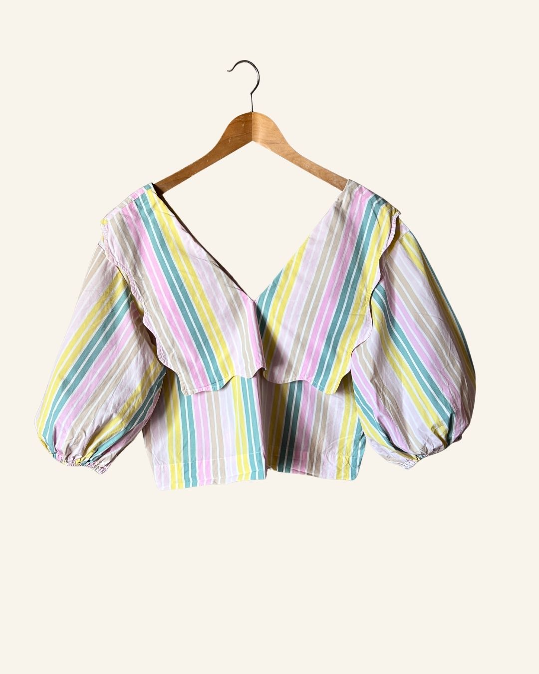 GANNI large collar multicolored stripes short blouse with puff sleeves