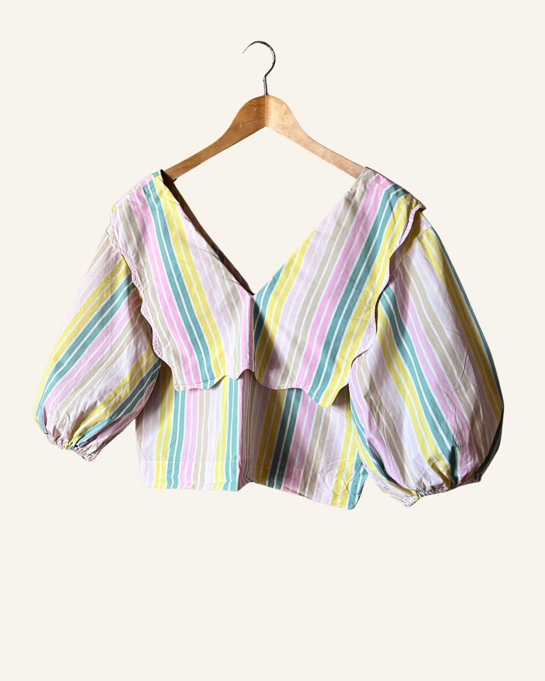 GANNI large collar multicolored stripes short blouse with puff sleeves