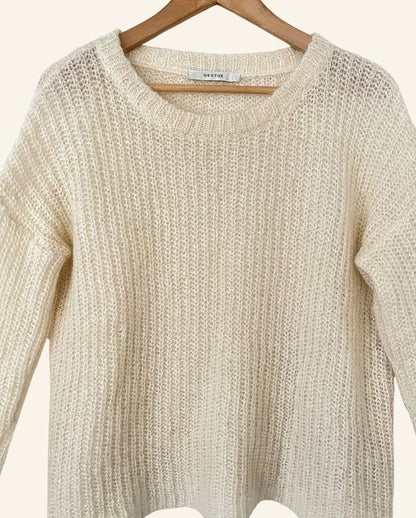 GESTUZ off-white cream mohair knitwear pullover sweater