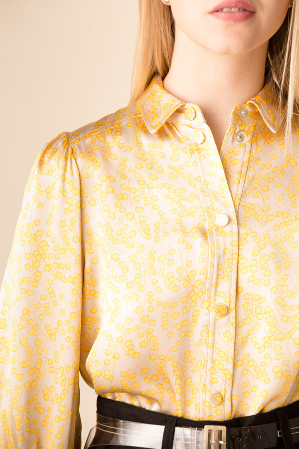 GANNI short cream satin shirt with yellow flowers and puff sleeves