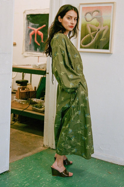 RODEBJER ASSI Kaki oversize embroidered poplin cotton long dress with laced ribbons 