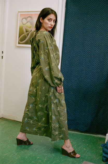 RODEBJER ASSI Kaki oversize embroidered poplin cotton long dress with laced ribbons 