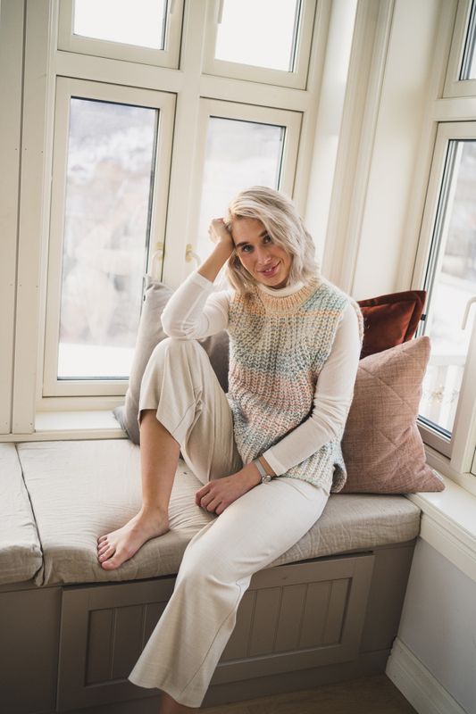 SECOND FEMALE colorful pastel alpaca mohair wool knitted vest sweater elsa knit