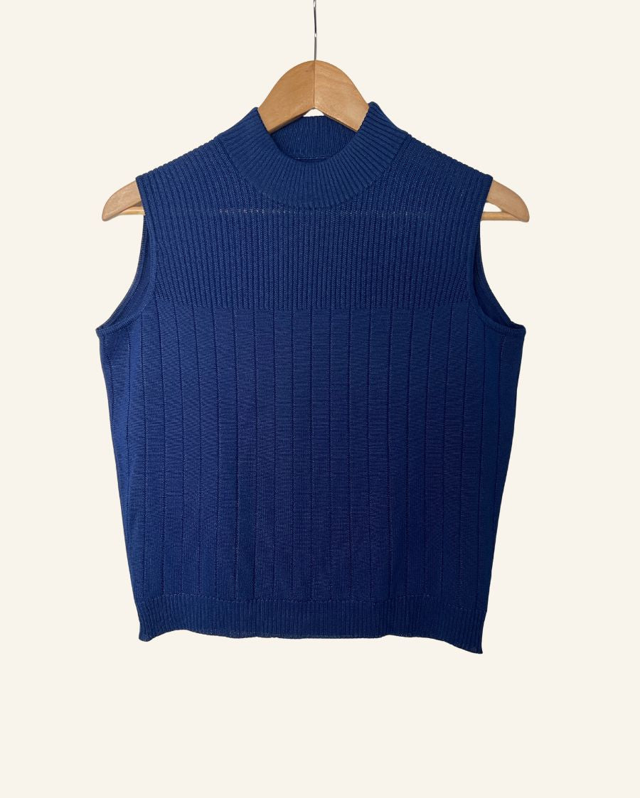 Vintage 1970s navy blue sleeveless knit sweater