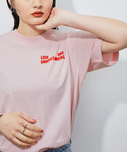 baumundpferdgartenjalotextloveundunderstandingpinktshirt