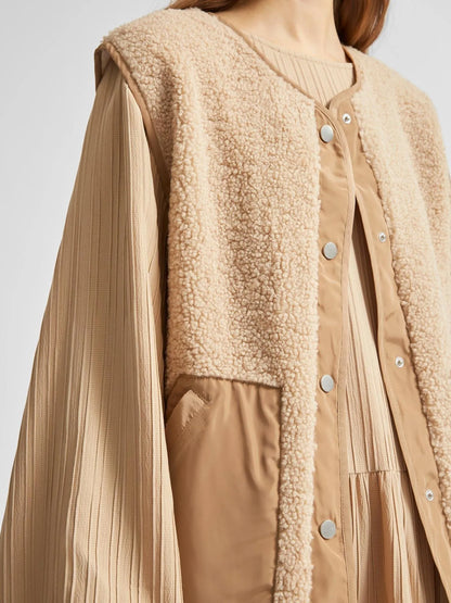 SELECTED FEMME beige teddy vest jacket
