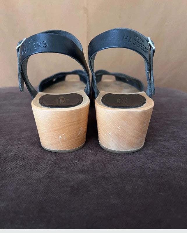 swedishhasbeensblackclogshoes